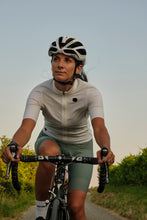 Load image into Gallery viewer, Giordana Womens FR-C Pro Bibs  - Sage
