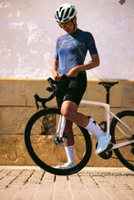 Load image into Gallery viewer, Giordana Womens NX-G Air Jersey - Blue
